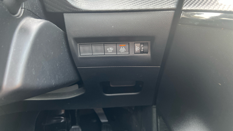 Peugeot 208 1.2 PureTech 100 Allure Premium 5dr Petrol Hatchback